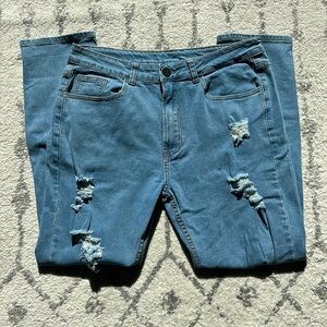 ⭐️Ripped Jeans Size 34